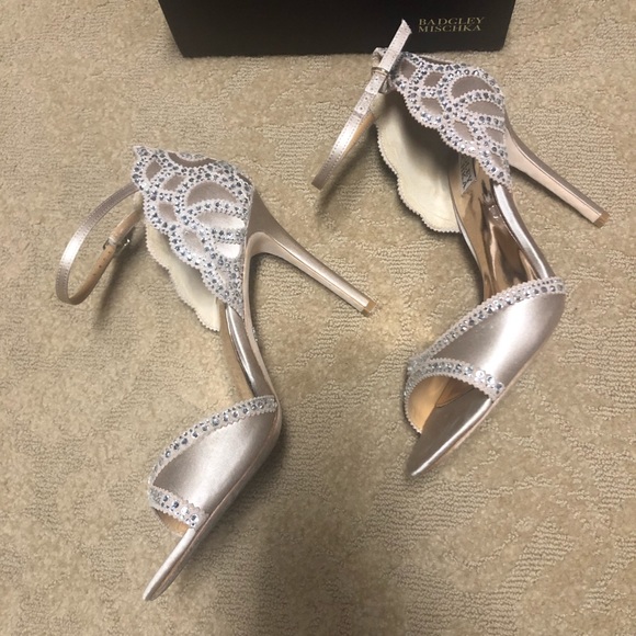 Badgley Mischka Collection - Roxy Sandal/Heel size 10 - Picture 8 of 16